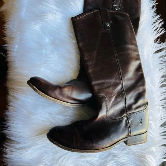 Frye boots - size 7.5 dark brown all leather pull on boots - Picture 2 of 9